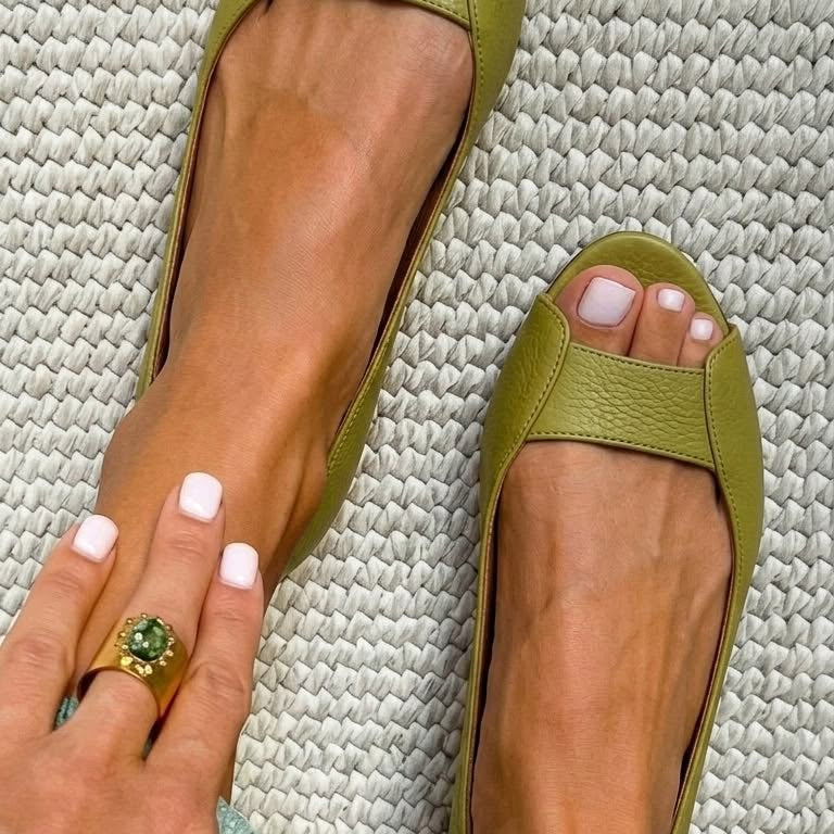 Calvi | Sandálias Conforto Chic