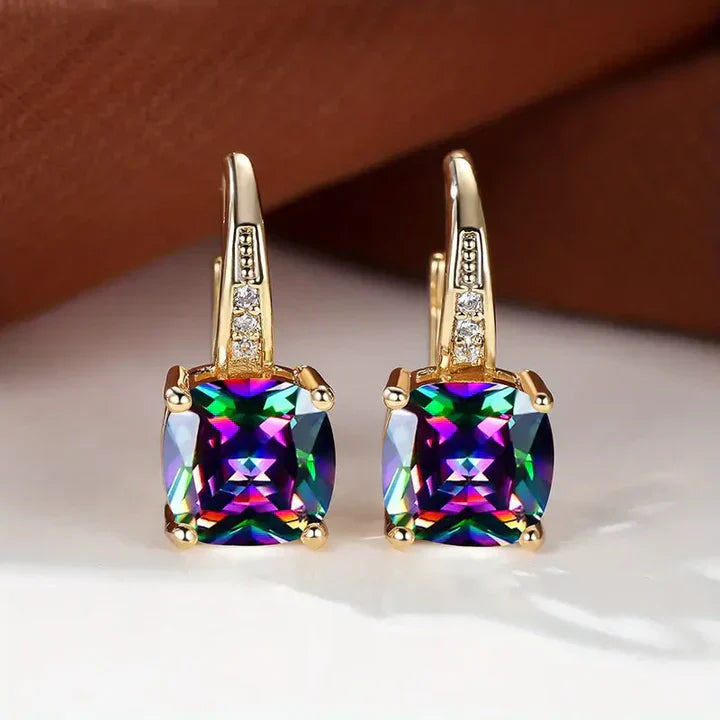 Brincos Hoop de Ouro com Pedras Misteriosas