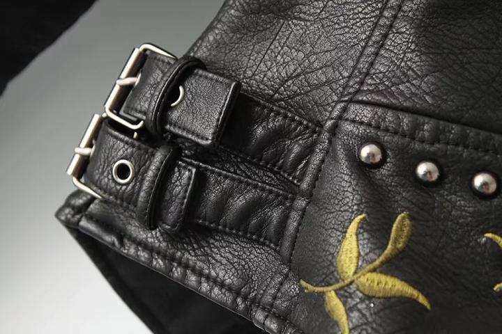 Lívia | Casaco Floral Retro Chic