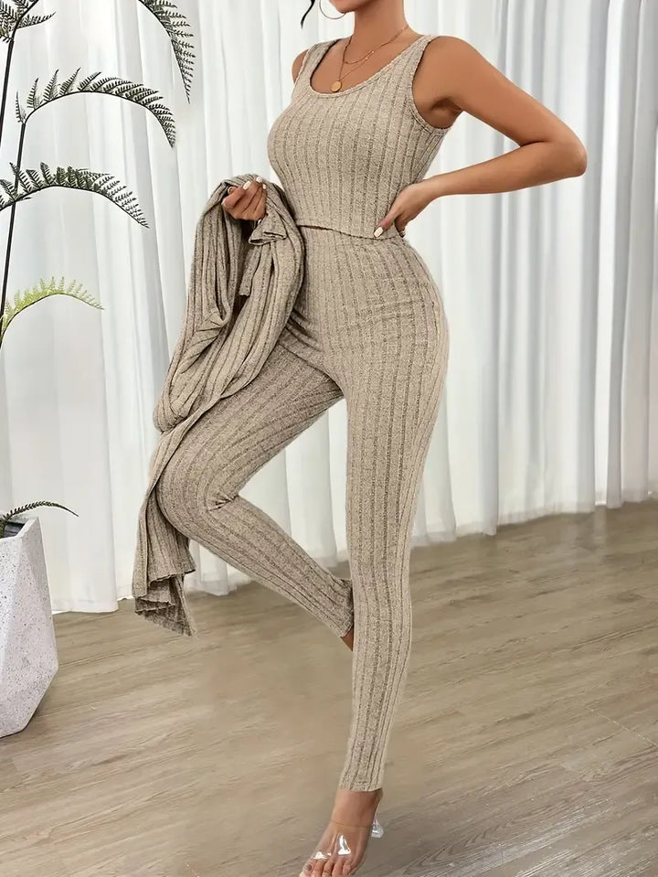 Andreia | Conjunto Canelado de Três Peças