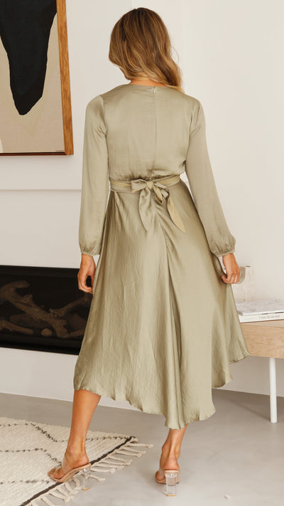 Ágata | Vestido midi de cetim