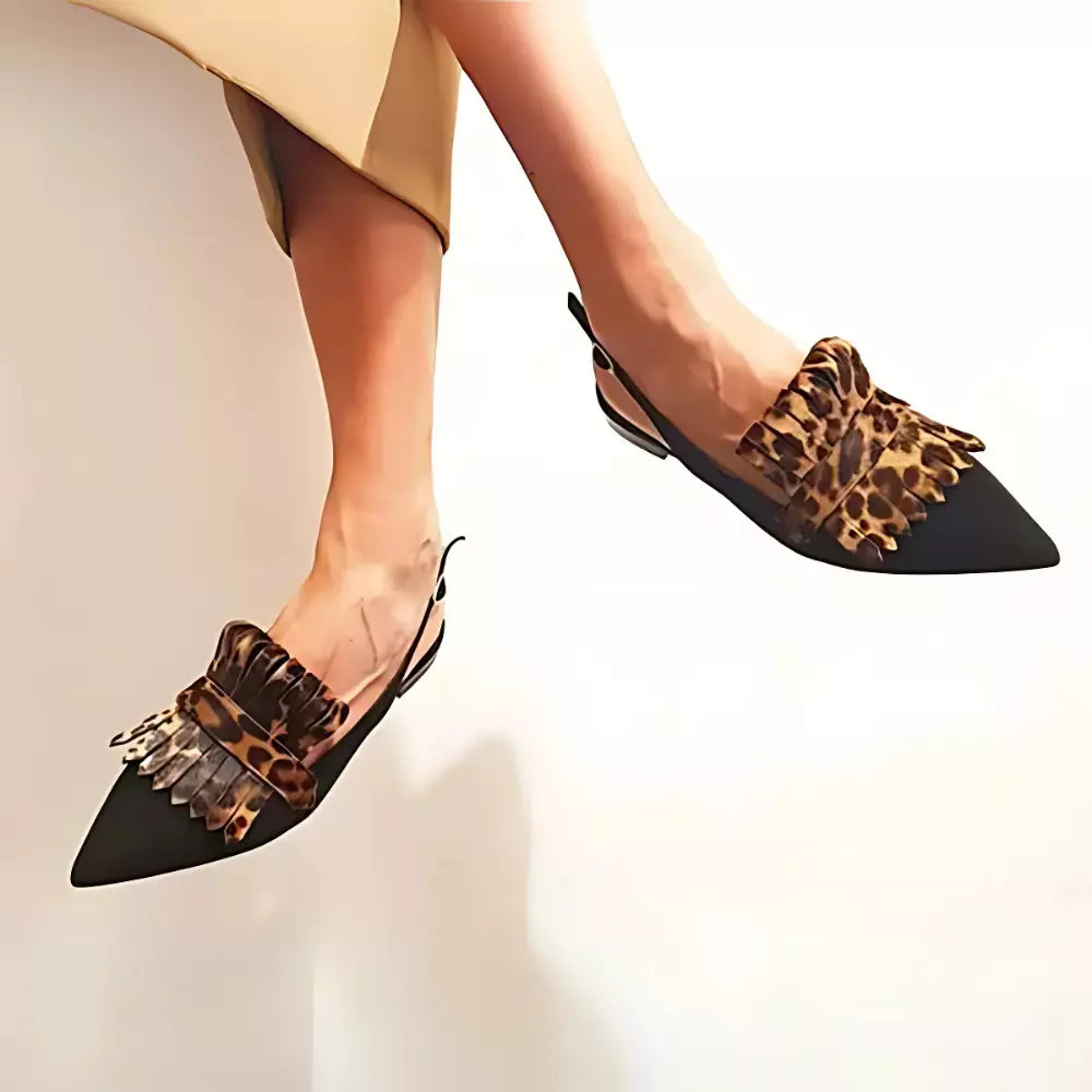 Leiria | Sapatos abertos atrás