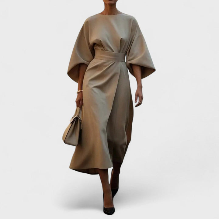 Letícia | Vestido com design elegante