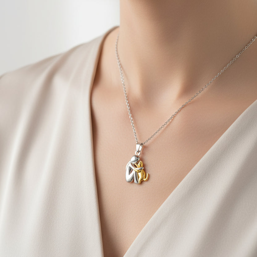 Lili| Colar com pendente em forma de gato