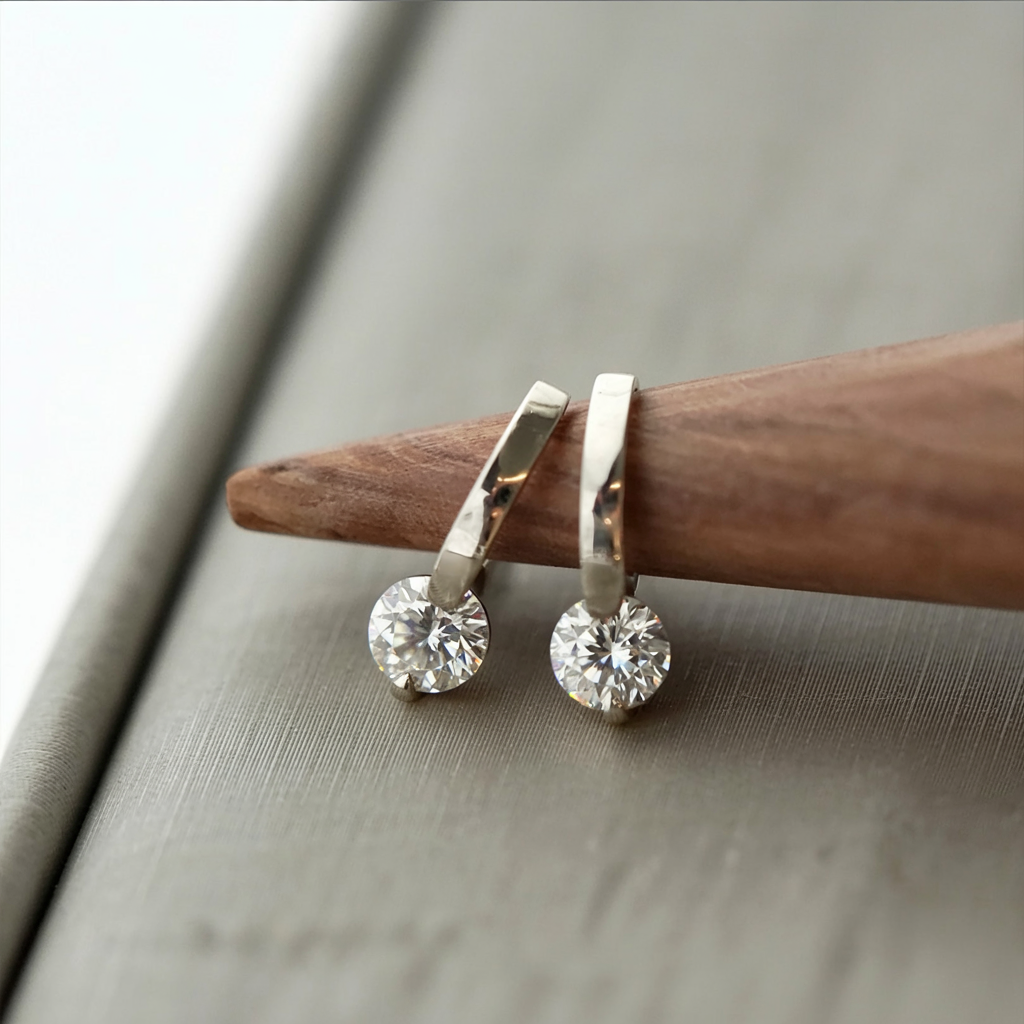 Pendente de Stud Dourado Brilhante