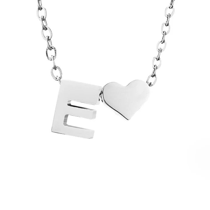 Colar de prata com amor eterno e letra